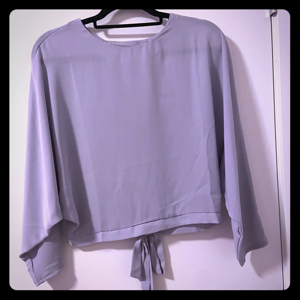 3/$25 - Cute chiffon crop